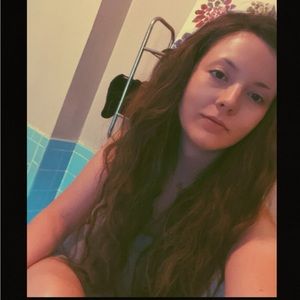 Meet your Posher, Brittnee